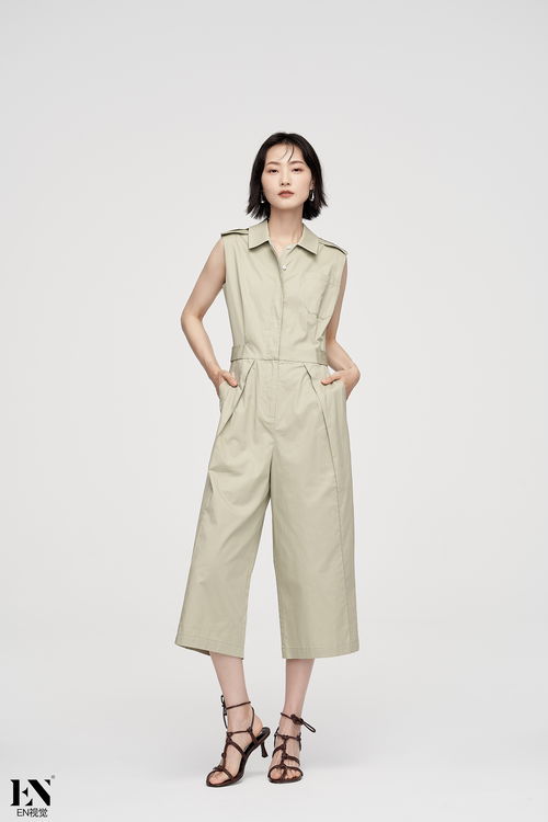 女裝拍攝的藝術(shù) 如何通過鏡頭展現(xiàn)服裝的魅力與風(fēng)格